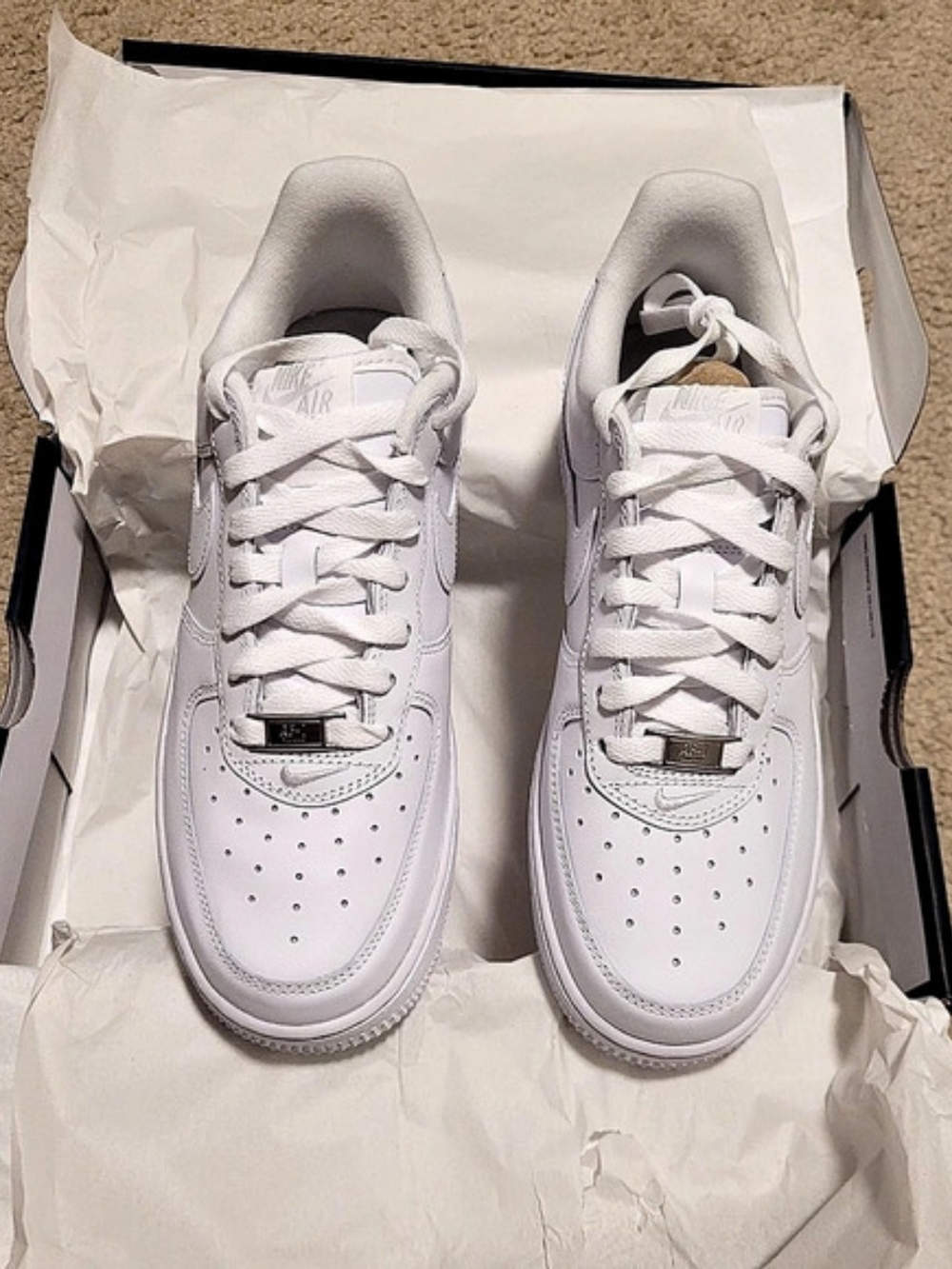 Supreme x Nike Air Force 1 Low SP Sneakers White US 6.5